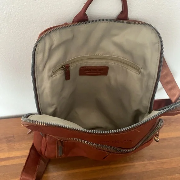 Women’s Leather Backpack Purse - Picture 3 of 3